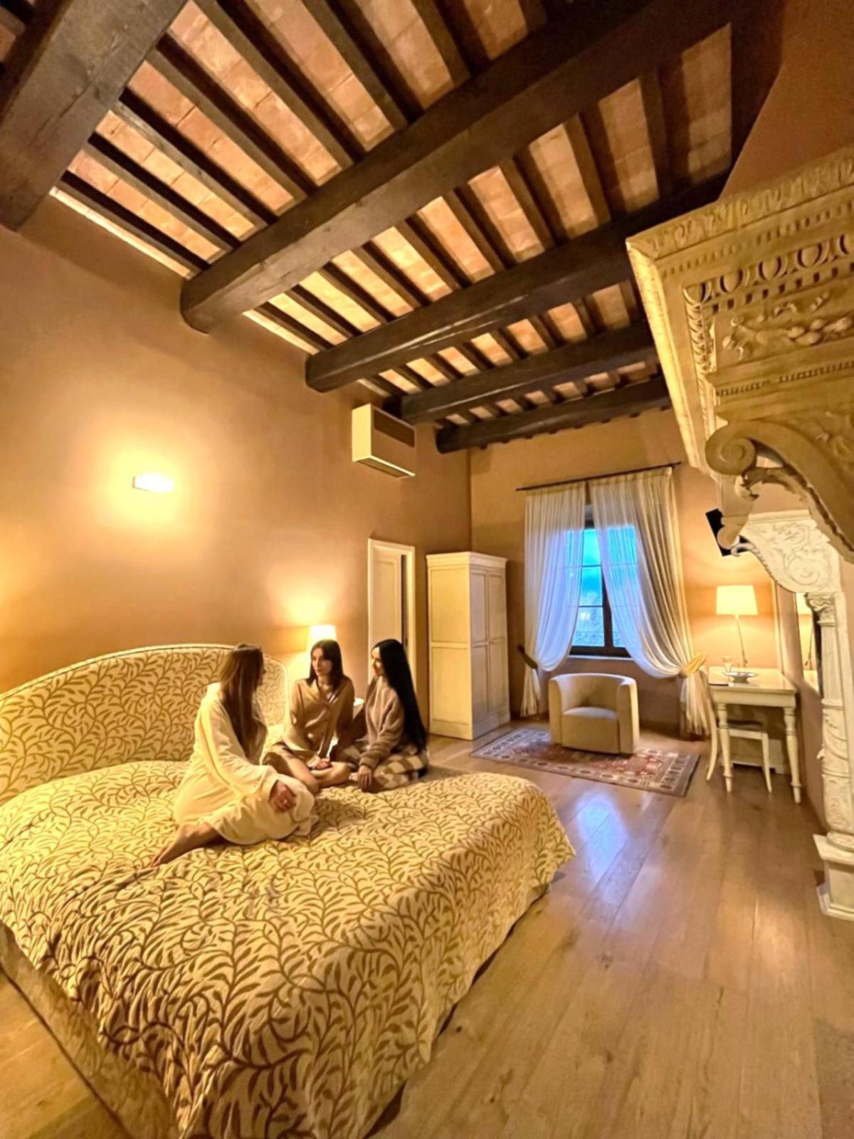 Villa Castello Di Baccaresca Branca Exterior foto